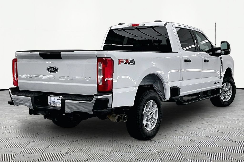 Certified 2025 Ford F250 XLT w/ FX4 Off-Road Package AWD/4WD image 2