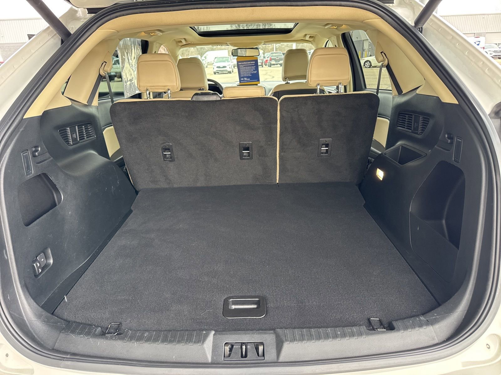 Certified 2023 Ford Edge SEL w/ Convenience Package image 38