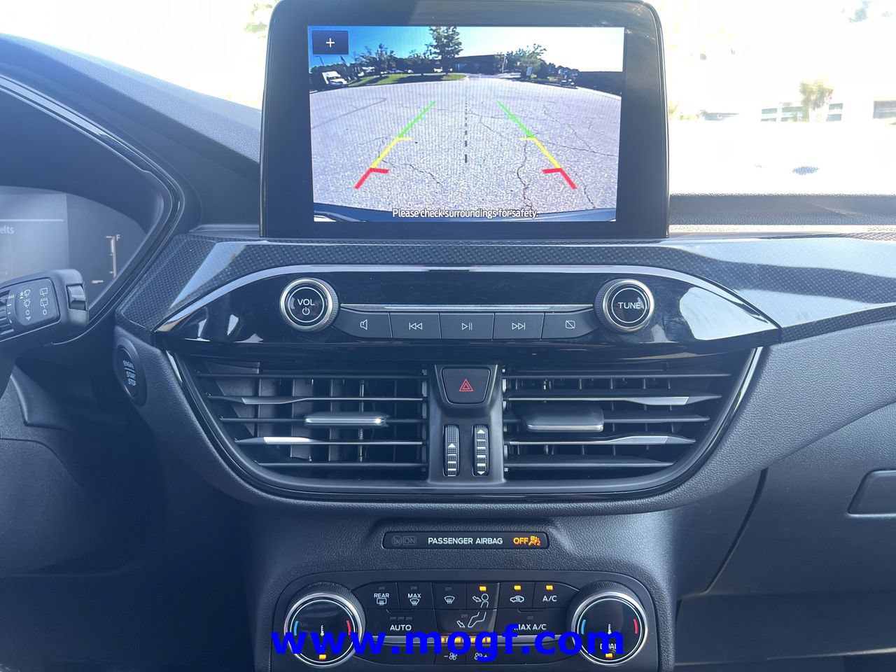 Certified 2025 Ford Escape ST-Line FWD image 8
