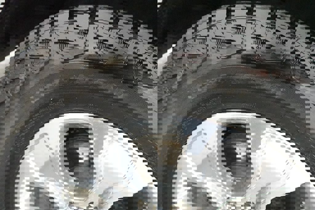 Certified 2023 Ford F150 Platinum w/ FX4 Off-Road Package image 38