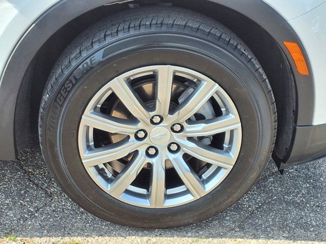 Used 2023 Cadillac XT4 Premium Luxury w/ Technology Package AWD/4WD image 31