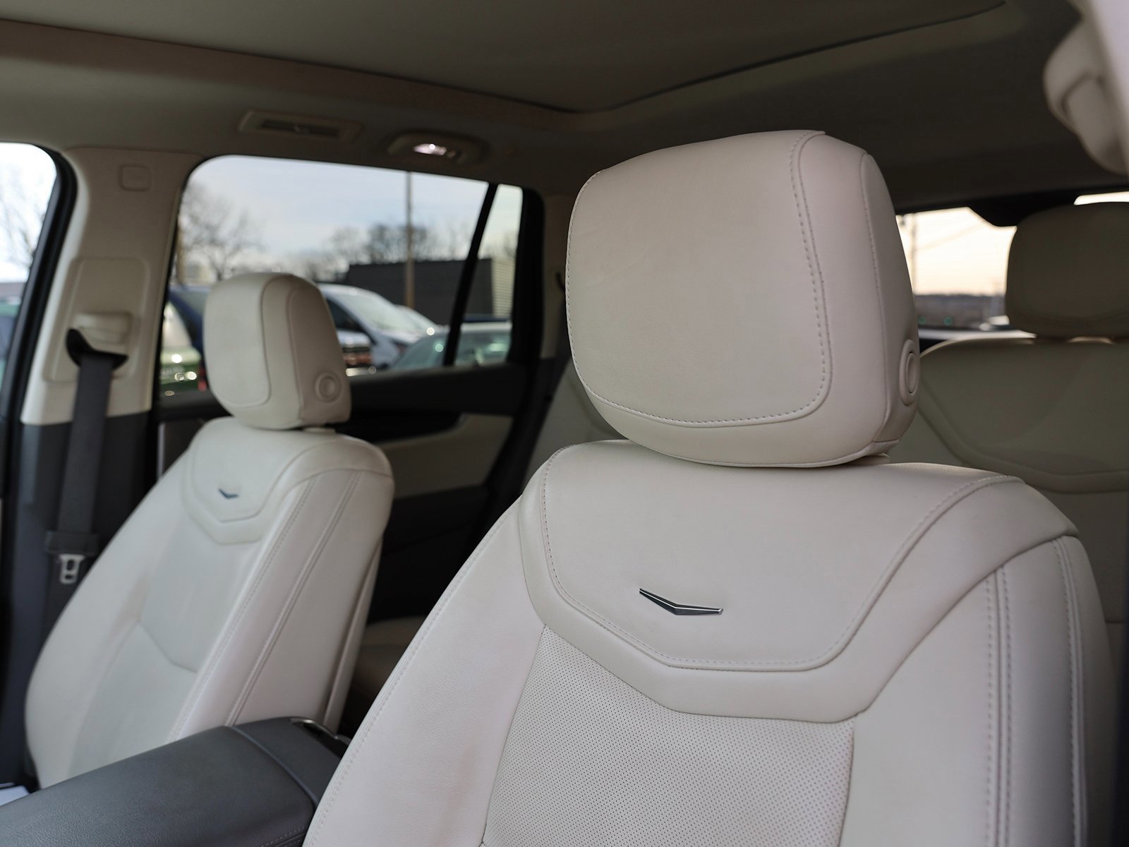 Used 2024 Cadillac XT6 Premium Luxury image 21