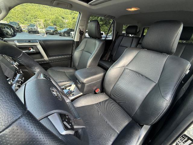 Used 2023 Toyota 4Runner Limited AWD/4WD image 5