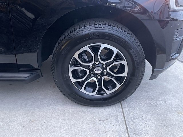 Certified 2024 Ford Expedition XLT image 11