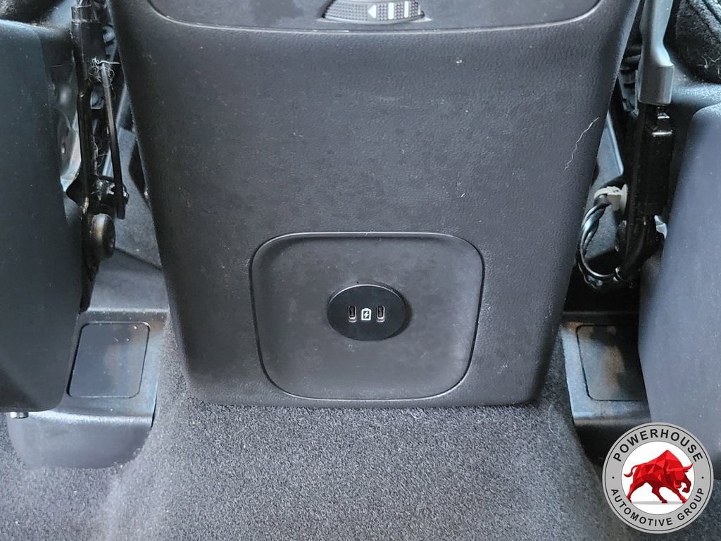 Certified 2025 Ford Escape SE w/ PHEV Premium Package image 18