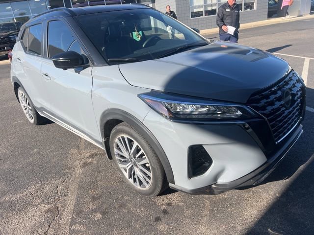 Used 2023 Nissan Kicks SR w/ SR Premium Package