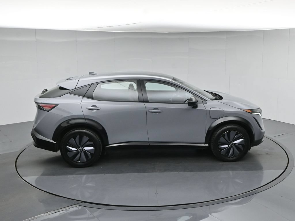Used 2023 Nissan Ariya AWD image 41
