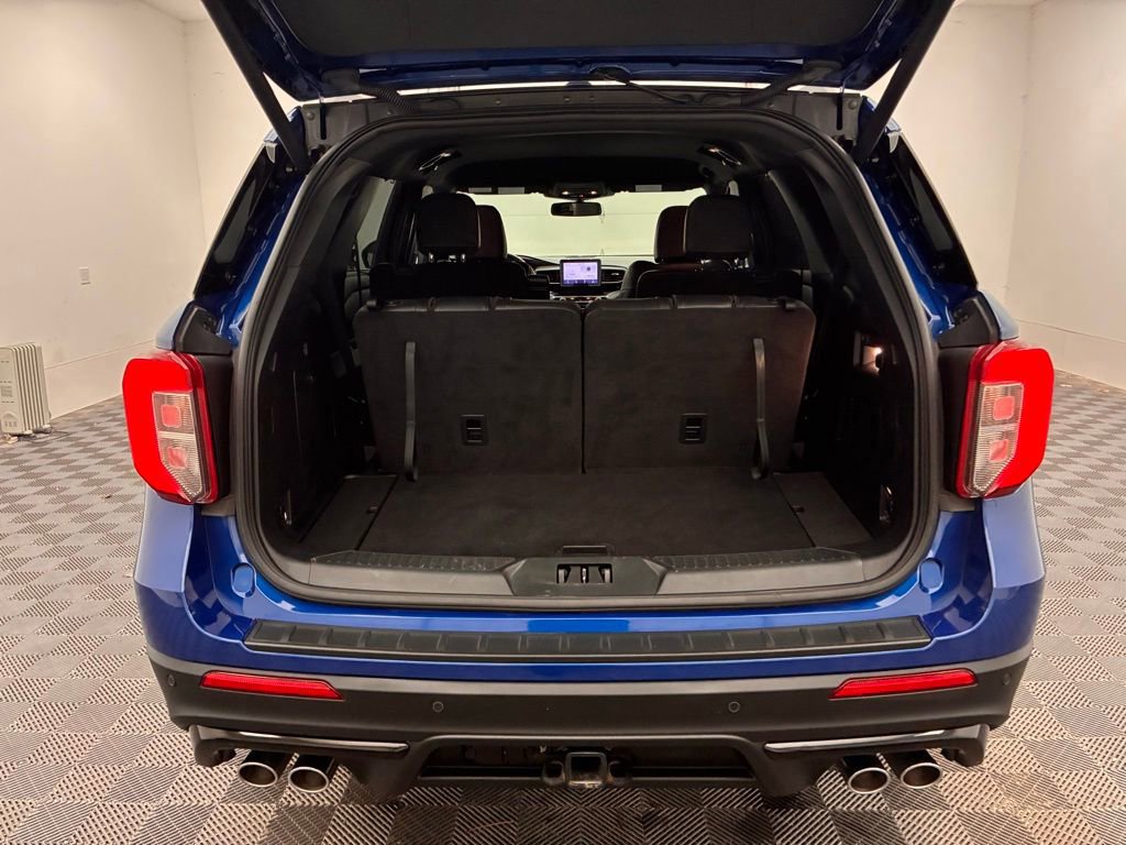 Certified 2023 Ford Explorer ST image 17