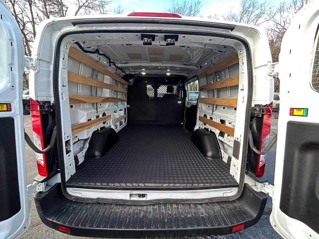 Certified 2024 Ford Transit 250 Low Roof w/ Exterior Upgrade Package RWD image 7