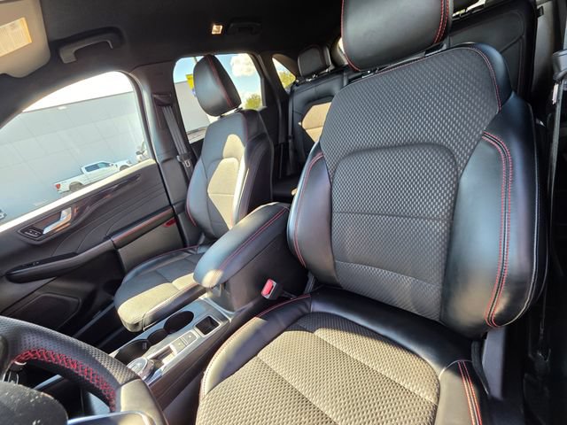 Certified 2023 Ford Escape ST-Line w/ Tech Pack #1 AWD/4WD image 24