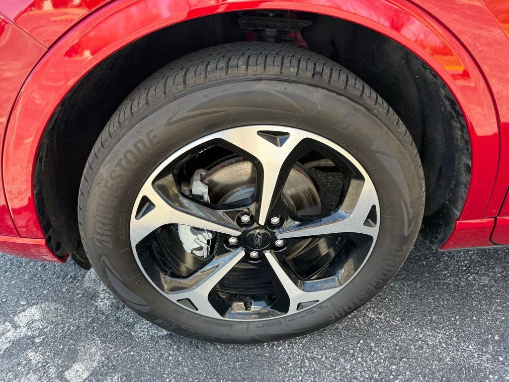 Certified 2023 Ford Escape ST-Line Select w/ Tech Pack #2 image 11