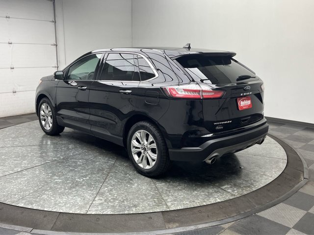 Certified 2024 Ford Edge Titanium AWD/4WD image 2