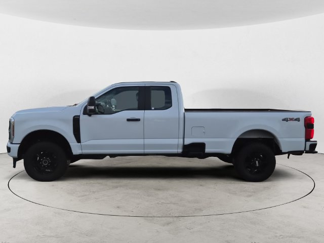 Certified 2024 Ford F250 XL w/ STX Appearance Package AWD/4WD image 8