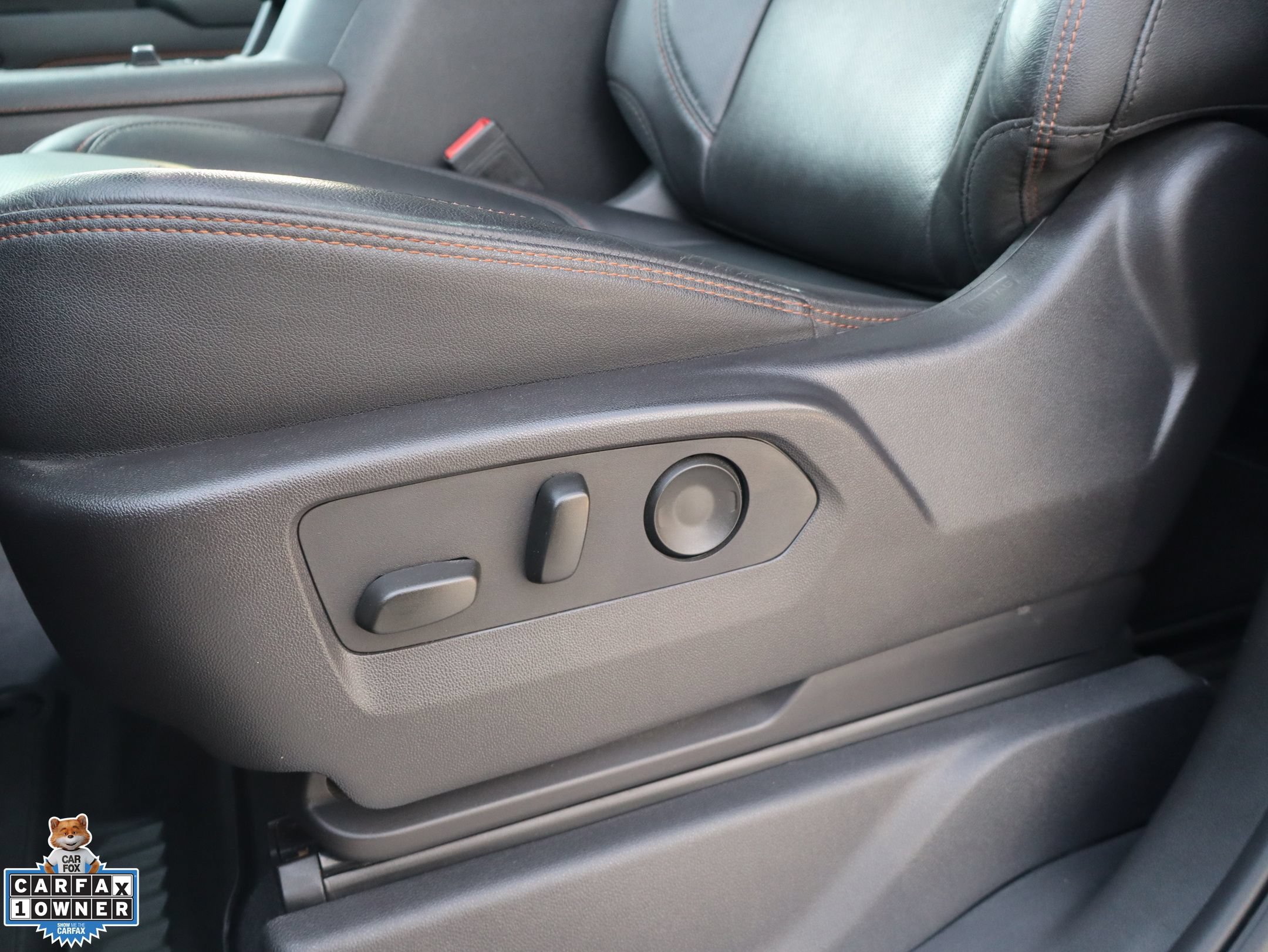 Used 2024 GMC Sierra 2500 AT4 w/ AT4 Premium Plus Package AWD/4WD image 15