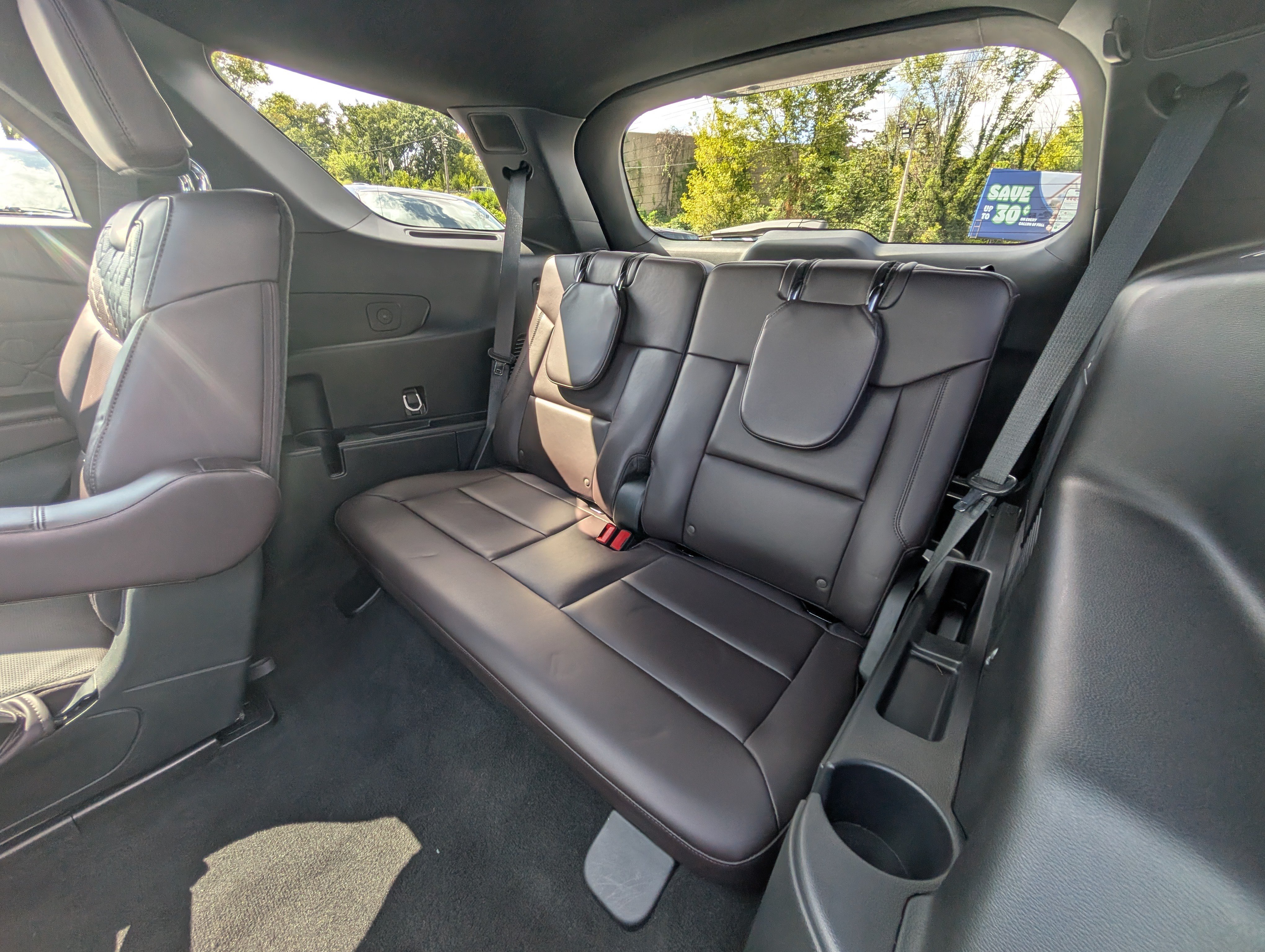 Certified 2025 Ford Explorer Platinum w/ LUX Leather Package AWD/4WD image 17