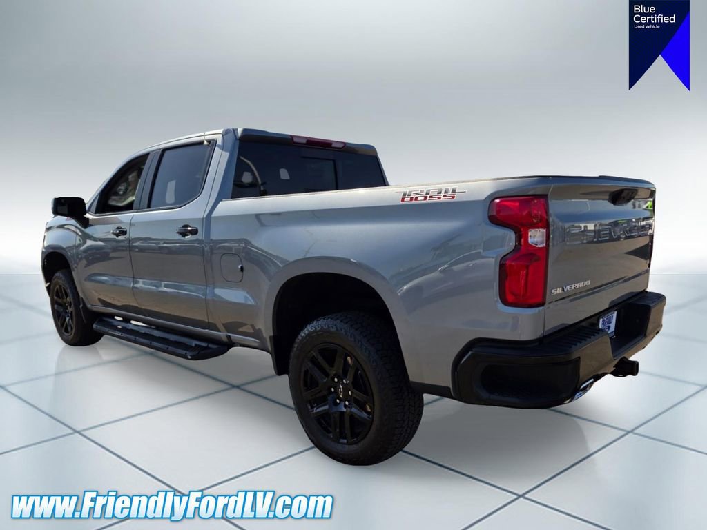 Used 2025 Chevrolet Silverado 1500 LT Trail Boss w/ Convenience Package II AWD/4WD image 5