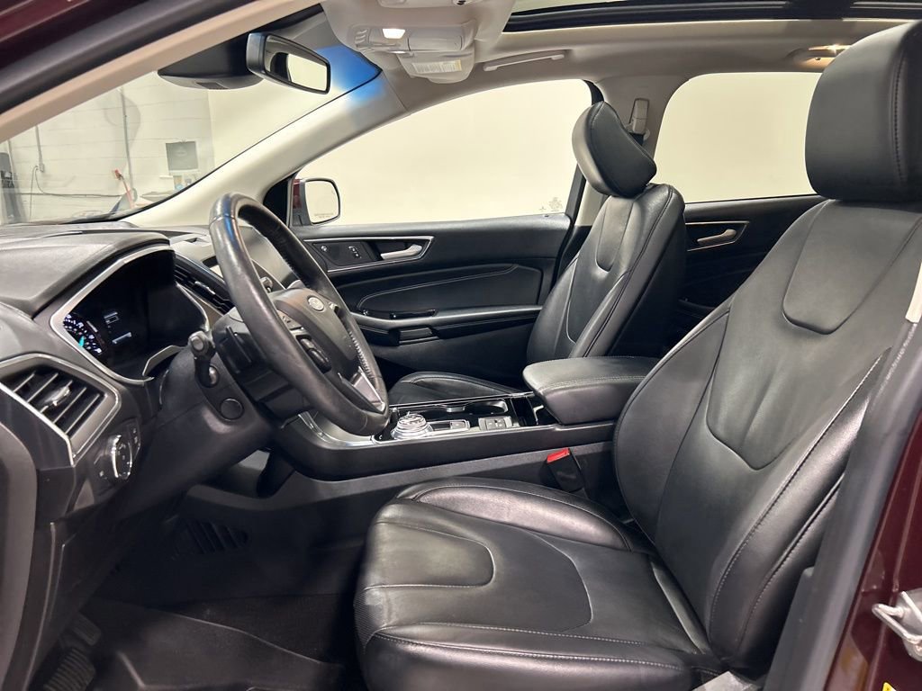 Certified 2020 Ford Edge Titanium w/ Equipment Group 301A AWD/4WD image 11