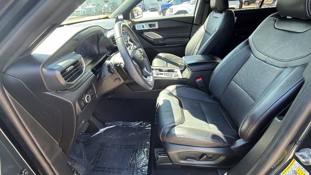 Certified 2023 Ford Explorer ST w/ Equipment Group 401A AWD/4WD image 24