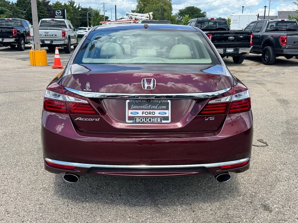 Used 2017 Honda Accord EX-L image 4