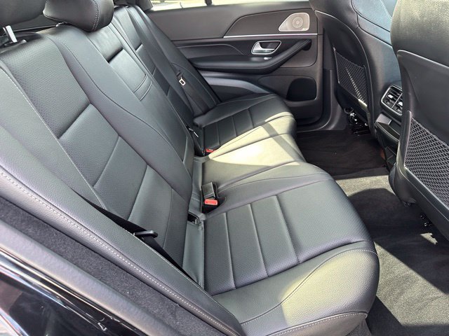 Used 2025 Mercedes-Benz GLE 350 4MATIC image 11