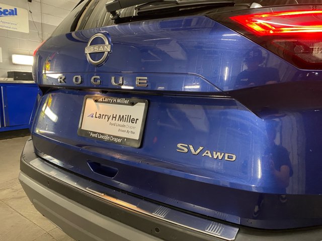 Used 2022 Nissan Rogue SV AWD/4WD image 24