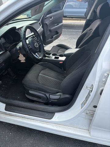 Used 2020 Kia Optima LX image 8
