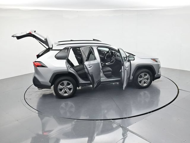 Used 2024 Toyota RAV4 XLE FWD image 47