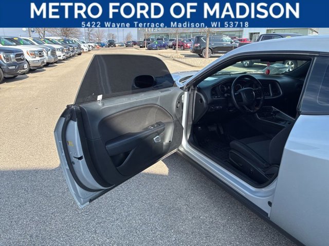 Used 2022 Dodge Challenger SXT w/ Blacktop Package image 11