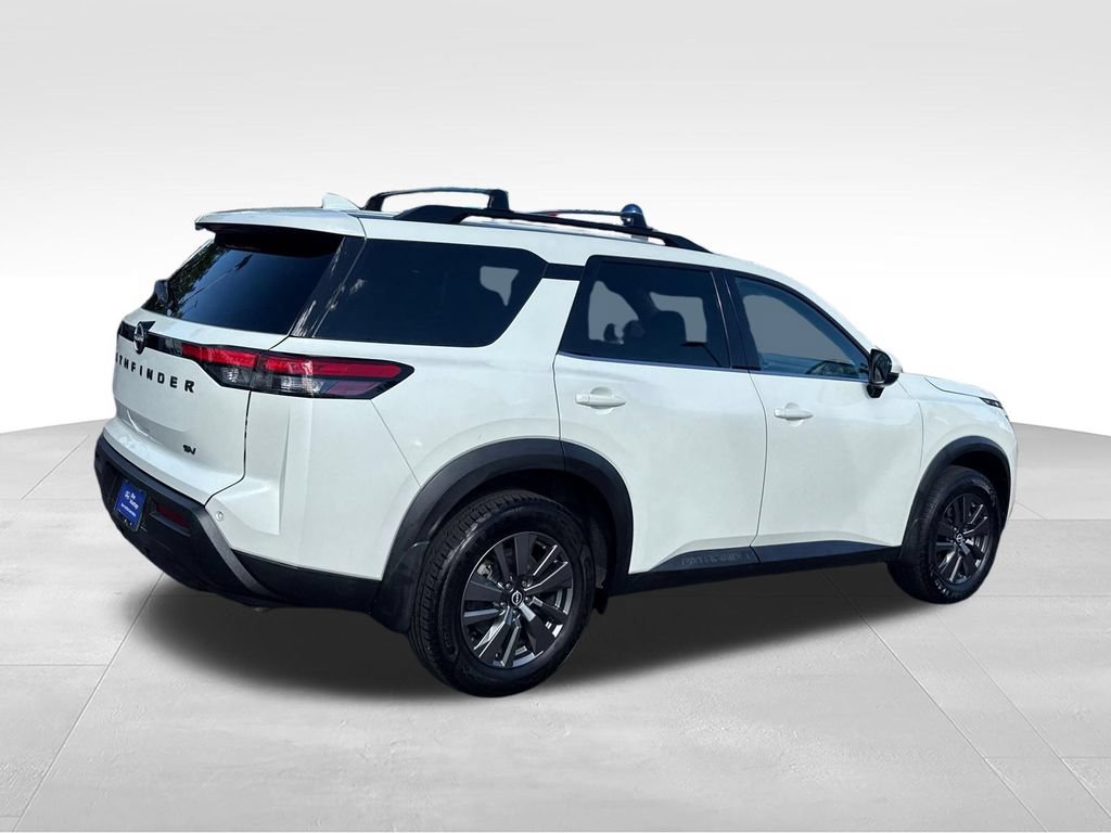 Used 2022 Nissan Pathfinder SV w/ SV Black Package FWD image 10