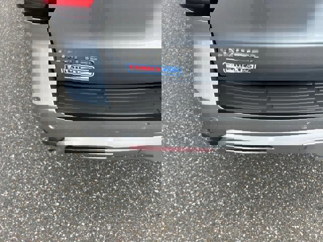 Certified 2024 Ford Expedition Limited image 26