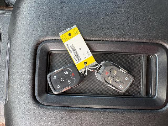 Used 2020 Chevrolet Tahoe LT w/ RST Edition image 21