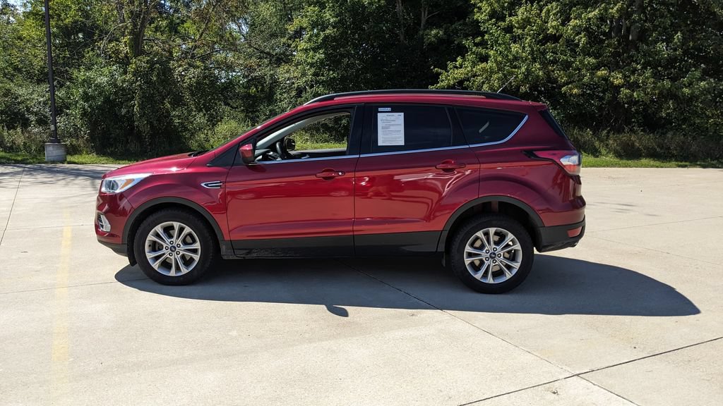 Certified 2018 Ford Escape SE FWD image 6