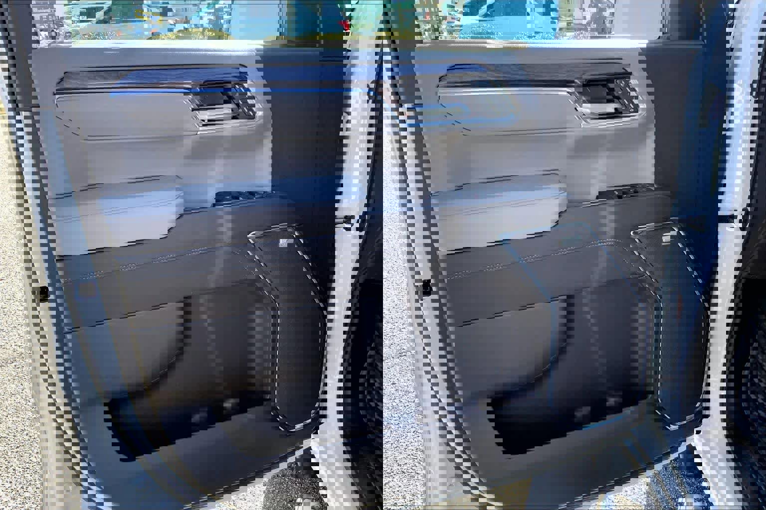 Used 2024 Chevrolet Silverado 1500 LTZ image 21