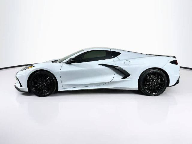Used 2024 Chevrolet Corvette Stingray Preferred Cpe RWD image 2