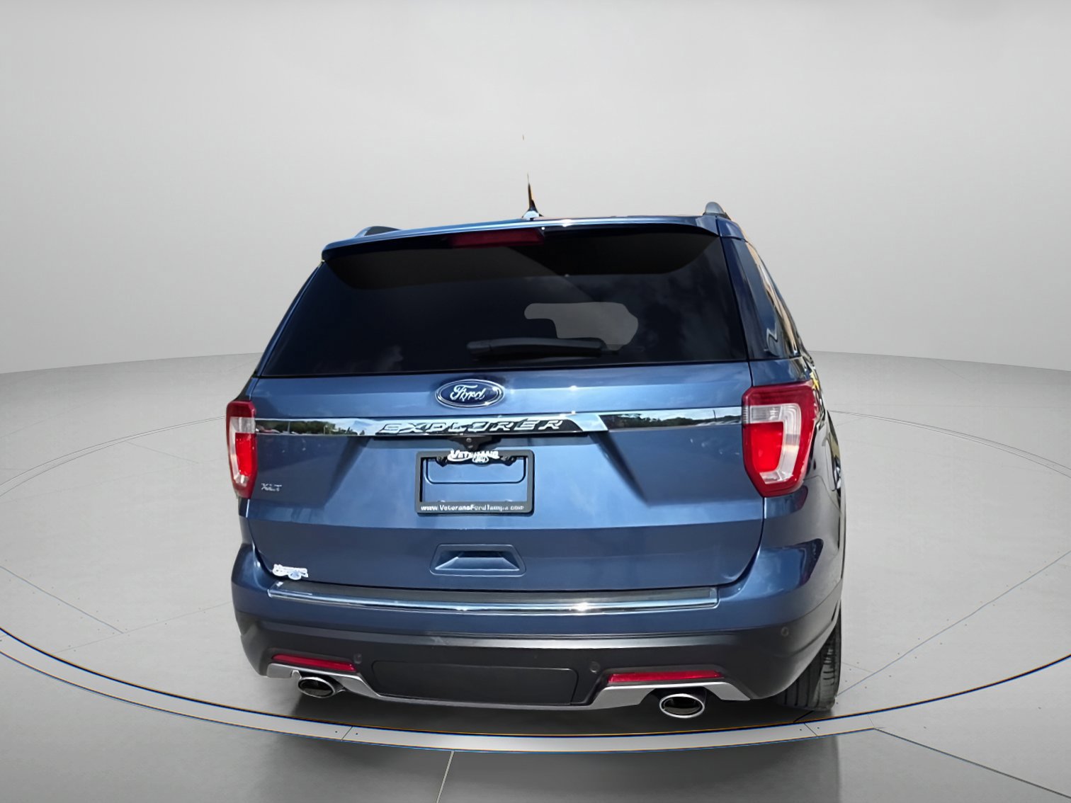 Certified 2018 Ford Explorer XLT w/ Equipment Group 202A image 18