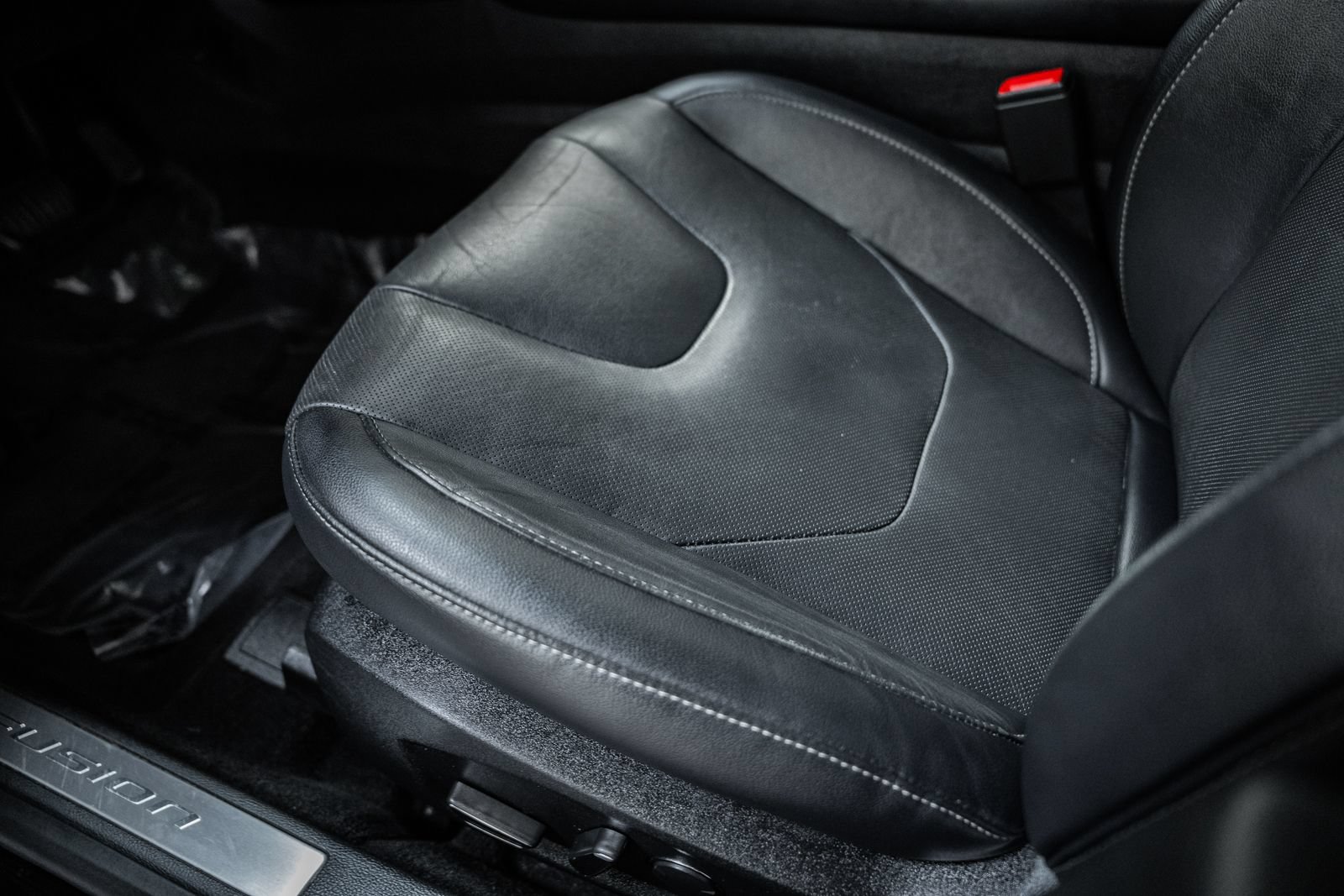 Certified 2019 Ford Fusion Titanium AWD/4WD image 29