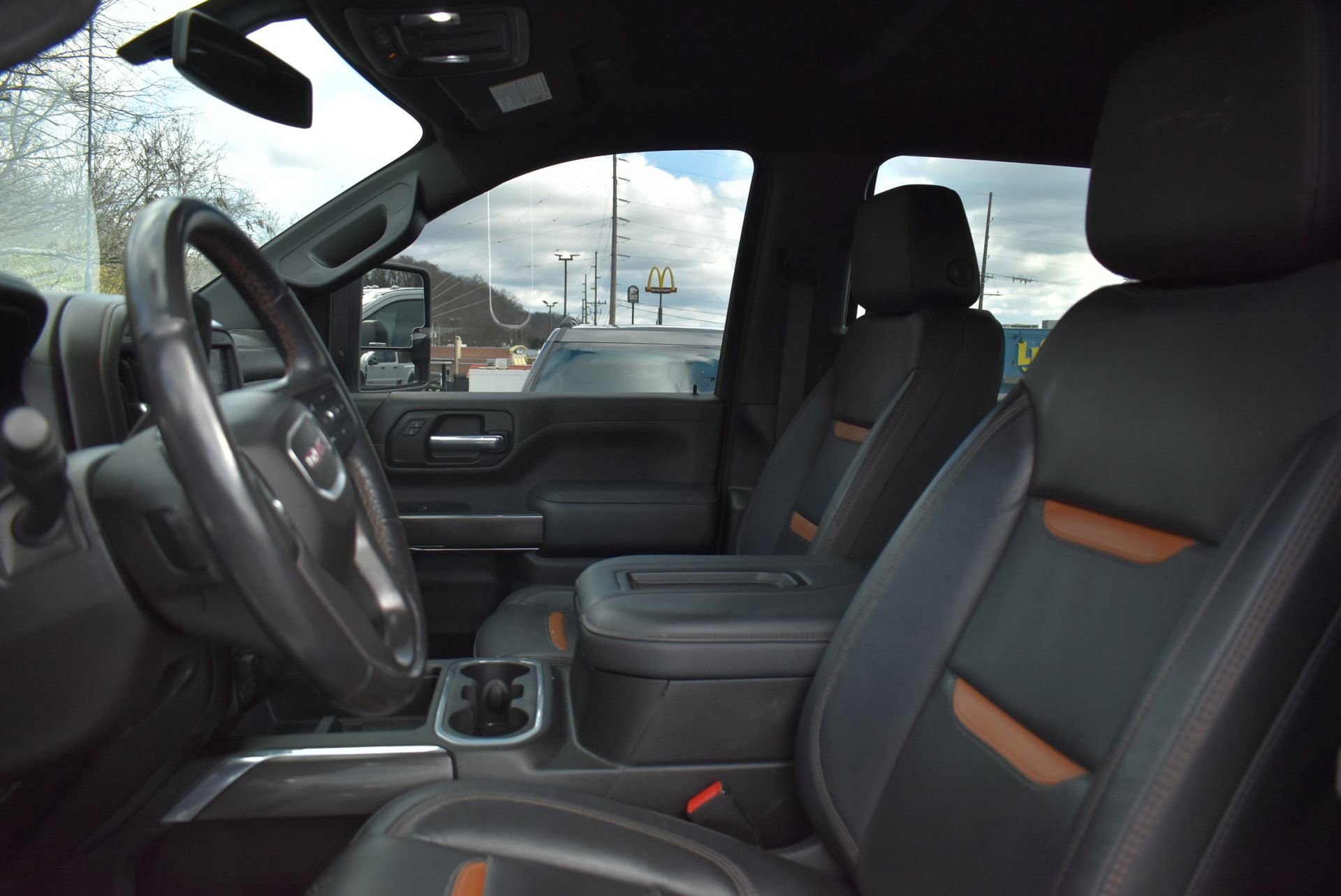 Used 2022 GMC Sierra 2500 AT4 image 16