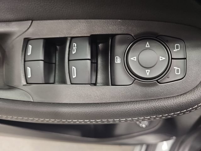 Used 2023 Buick Encore GX Select w/ Sport Touring Package FWD image 28