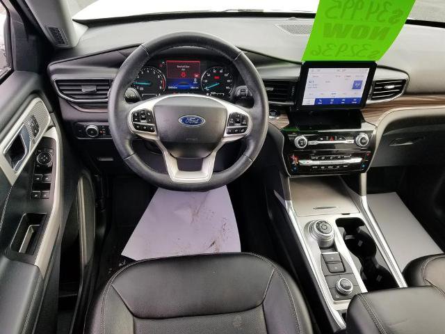 Certified 2022 Ford Explorer Limited w/ Equipment Group 301A image 19