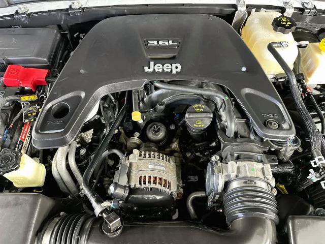 Used 2020 Jeep Gladiator Sport w/ Quick Order Package 24S AWD/4WD image 9