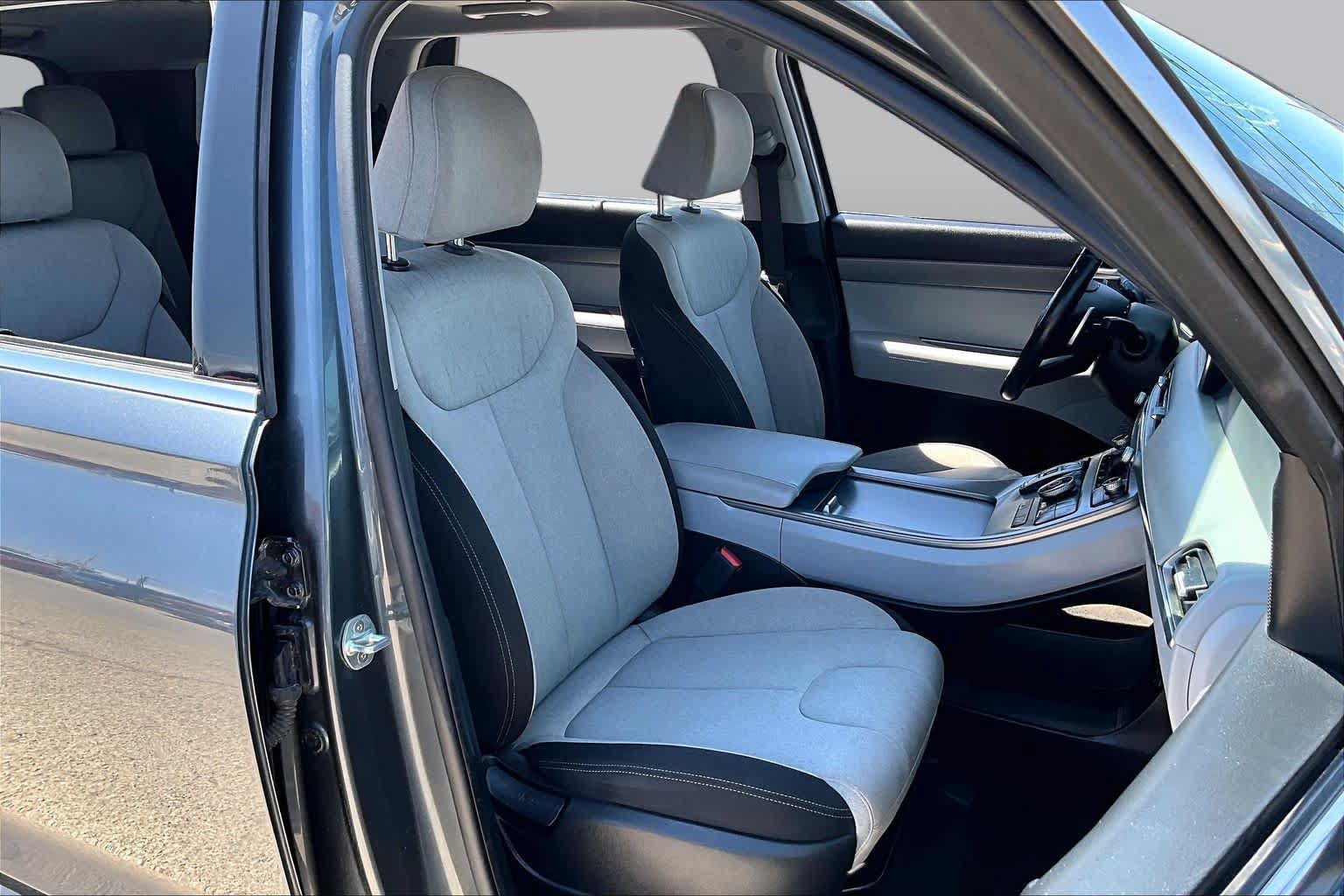 Used 2021 Hyundai Palisade SEL w/ Convenience Package FWD image 9