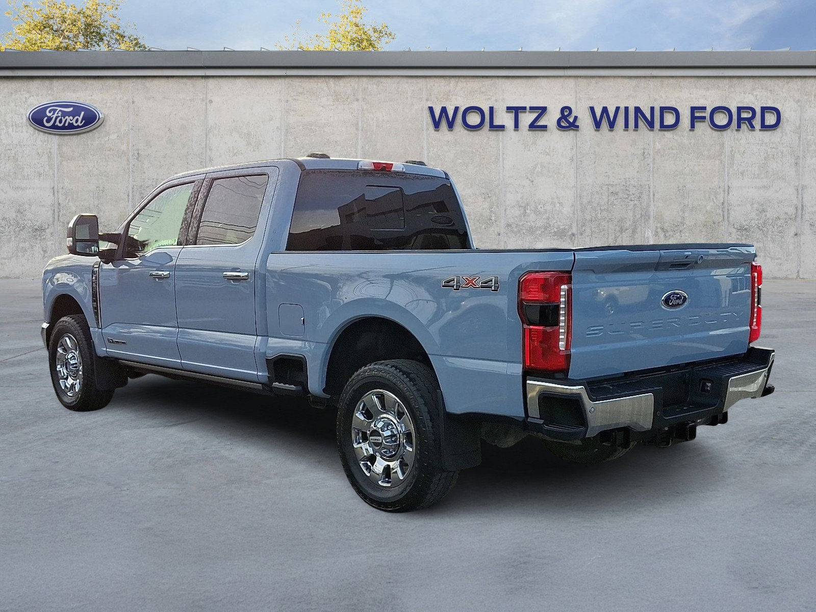 Certified 2025 Ford F350 Lariat w/ Lariat Ultimate Package image 5