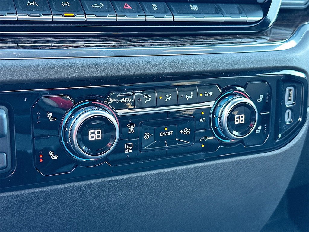 Used 2025 GMC Sierra 1500 SLE image 15