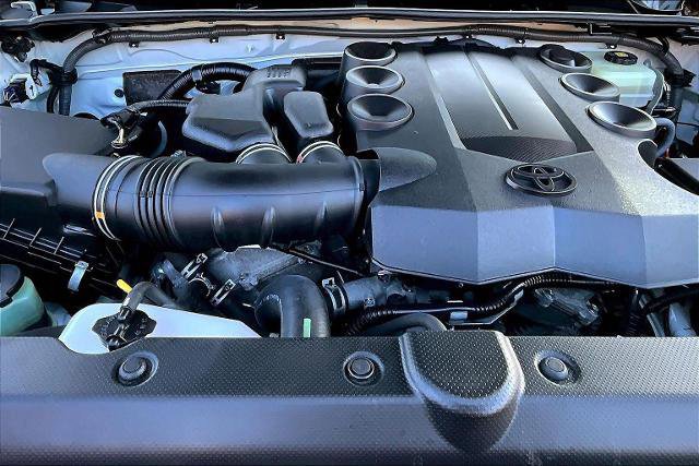 Used 2020 Toyota 4Runner TRD Off-Road Premium w/ Moonroof Package image 17