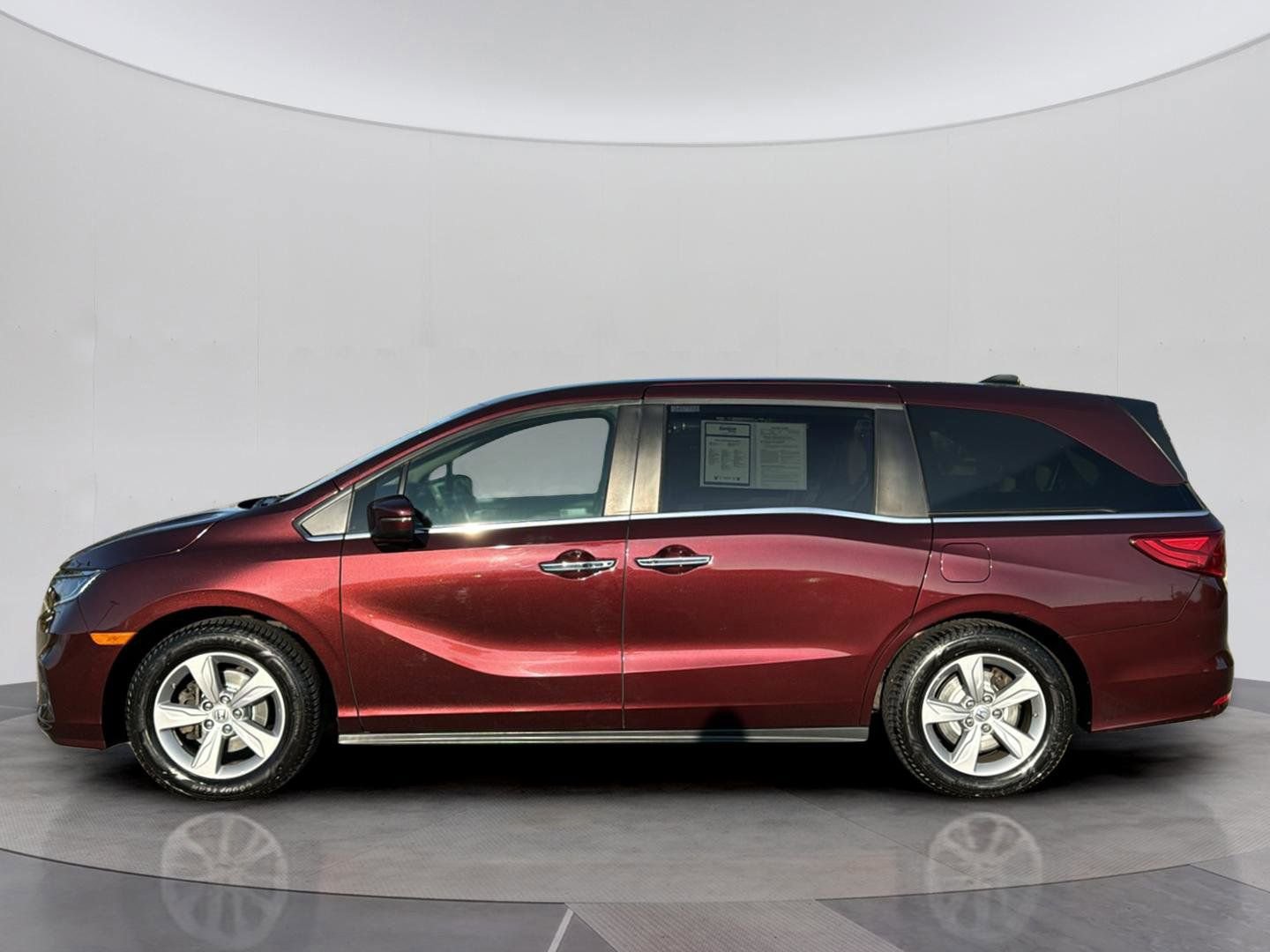 Used 2019 Honda Odyssey EX-L image 2