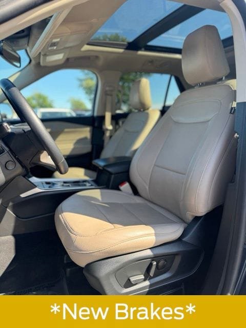 Certified 2023 Ford Explorer Limited w/ Equipment Group 301A AWD/4WD image 14