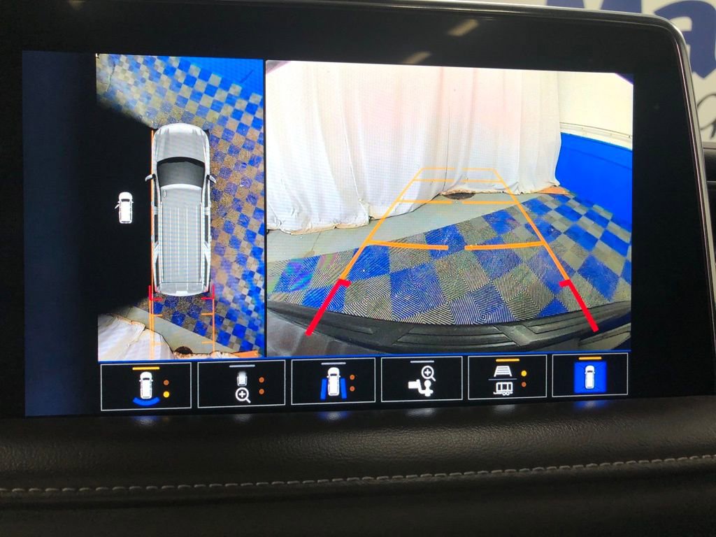 Used 2022 Chevrolet Tahoe Z71 w/ Z71 Off-Road Package image 18