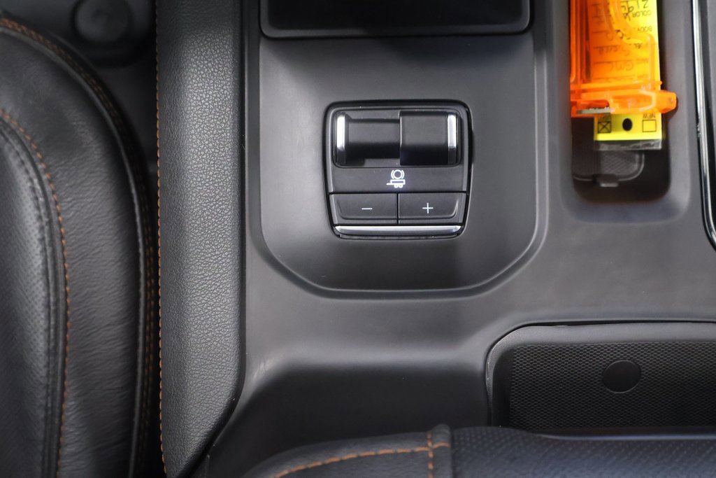 Used 2023 GMC Sierra 1500 AT4 w/ AT4 Preferred Package image 37