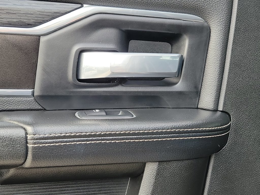 Used 2023 RAM 2500 Laramie AWD/4WD image 15