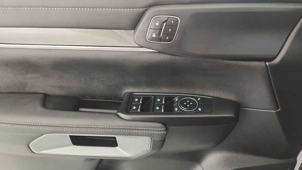 Certified 2024 Ford Ranger Lariat AWD/4WD image 15